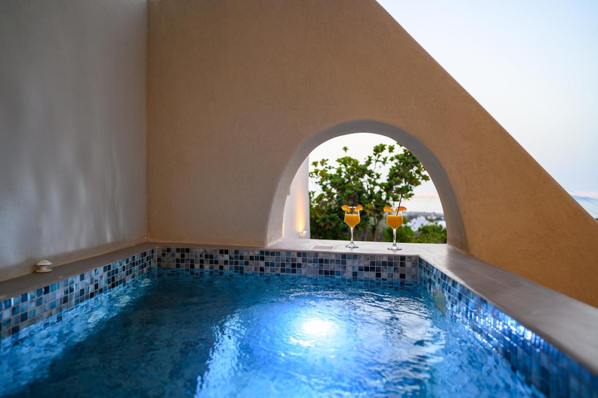 Galaria Serenity Suites Вотон Экстерьер фото